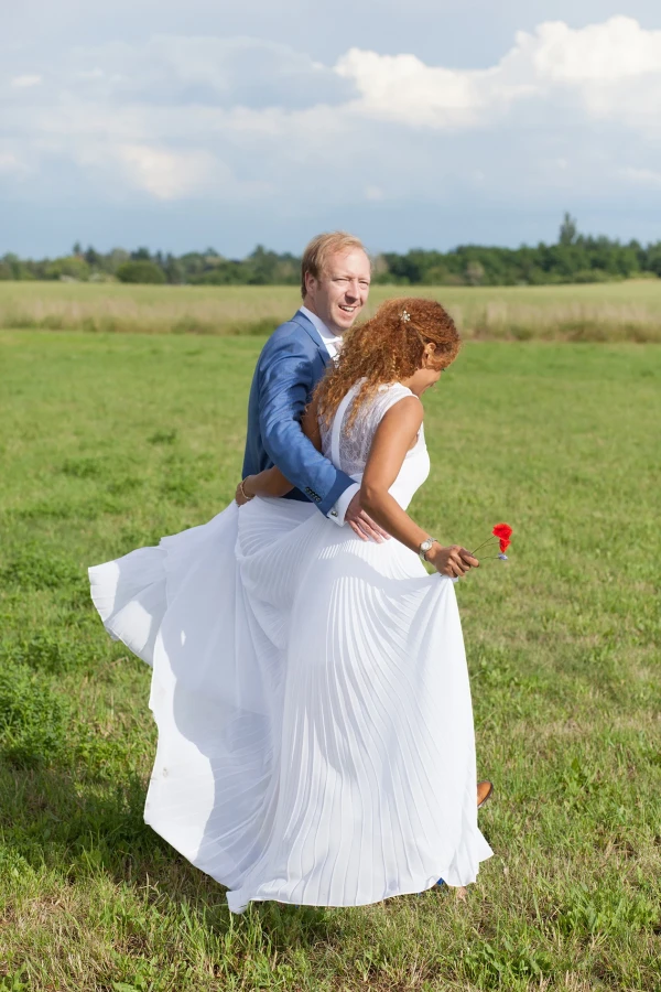 Wedding, Brautpaar, Natur, Mohnblume