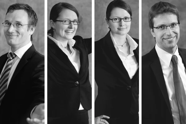 Portrait Gruppe, Team, Spaß, Agentur, Schwarz-Weiß